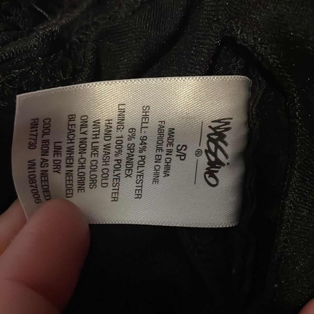 Bathing suit bundle! 👙🩱 - Picture 8 of 8